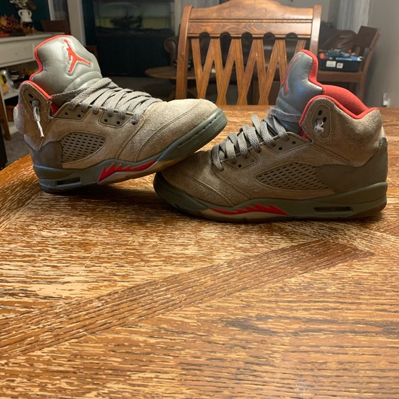 Jordan 5 - Picture 3 of 3